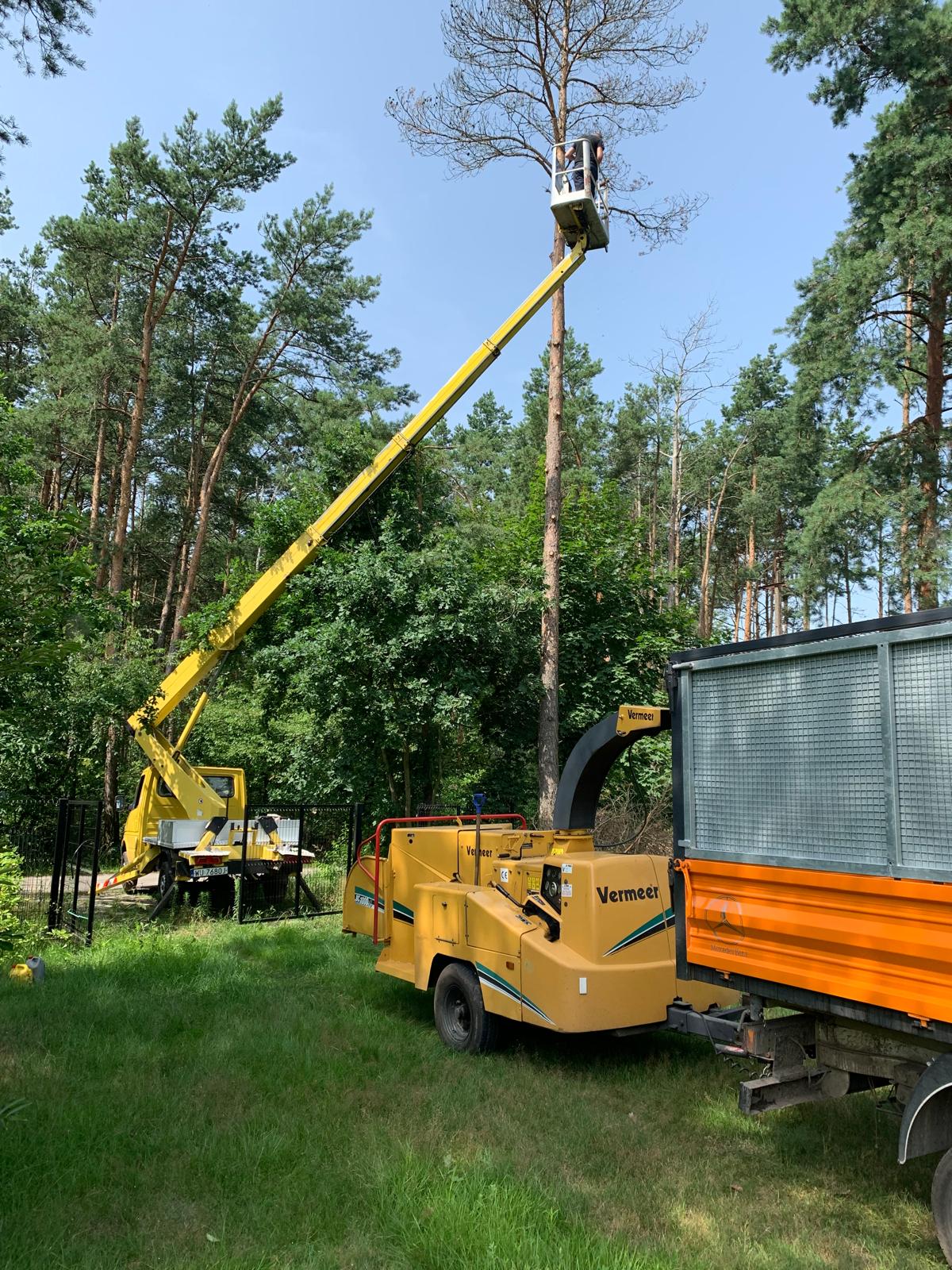 Frezarka Vermeer BC1000XL — ujęcie całościowe